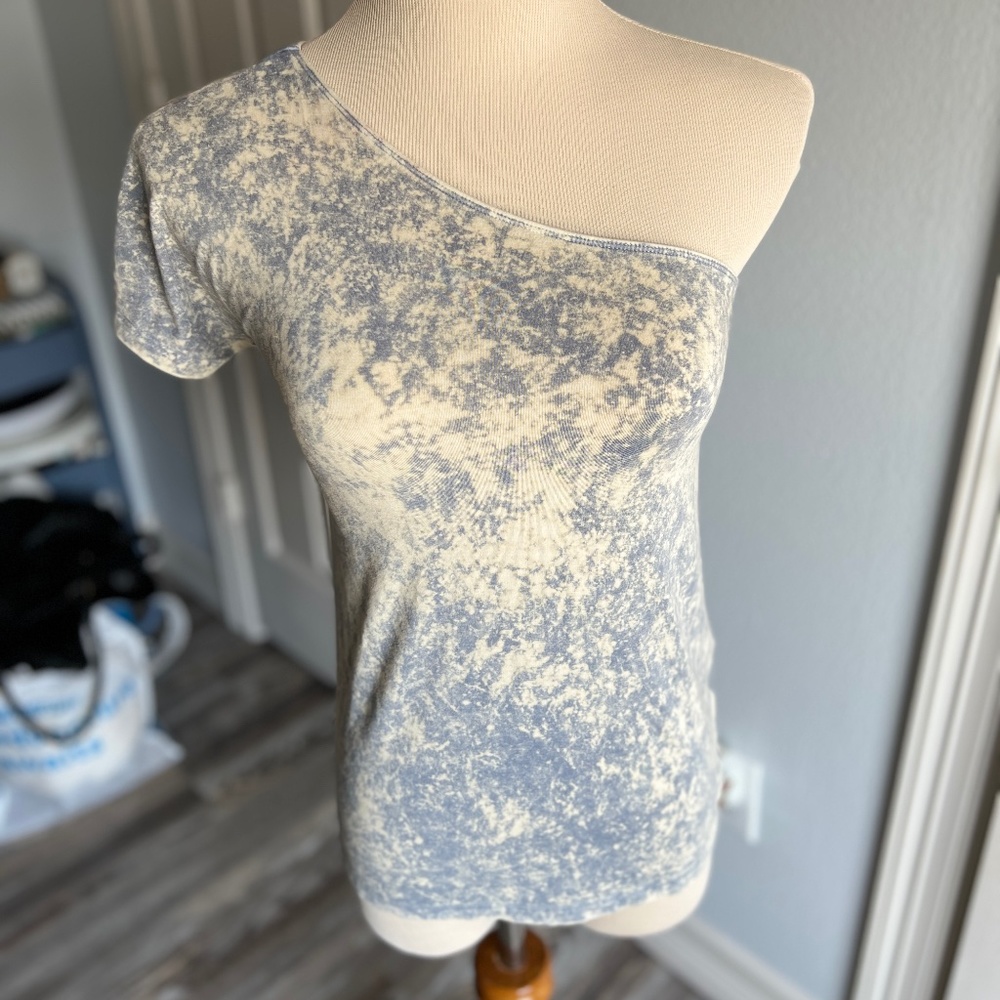 AEO Soft & Sexy Tee Tie Dye Print One Shoulder